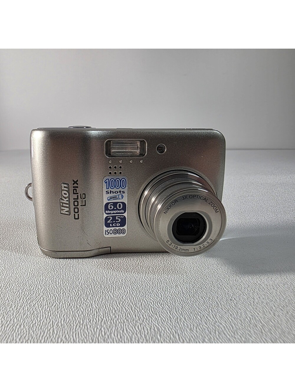 Nikon Coolpix L6 6.0MP Digital Camera Silver Tested Digicam SD Card &Batteries